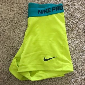 Nike Pro Compression Shorts (M)